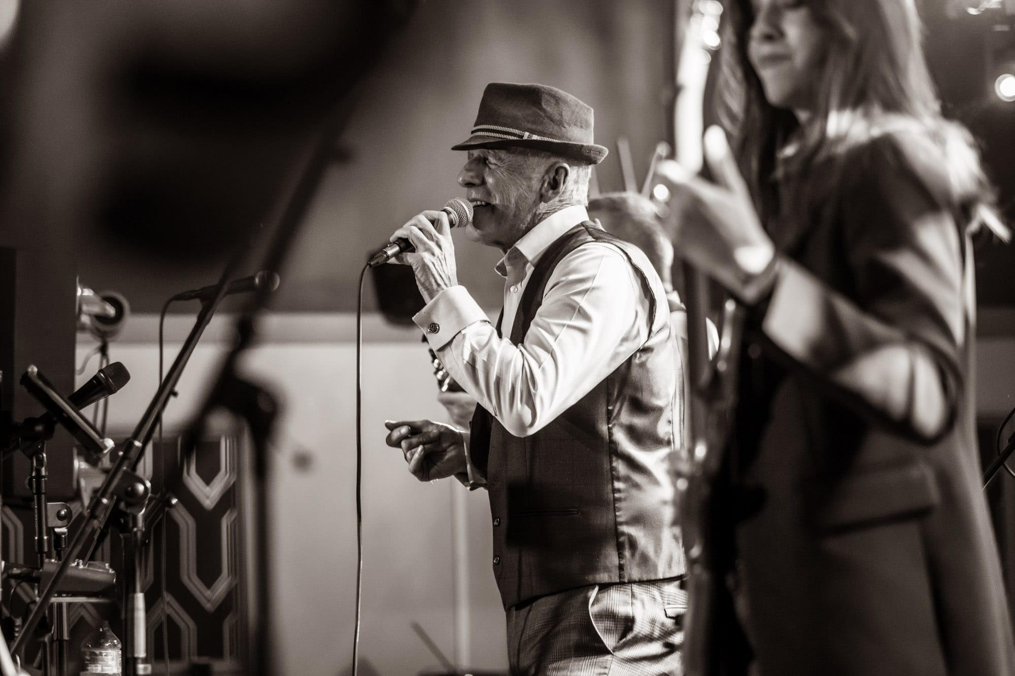Dave Orford - drums, vocals