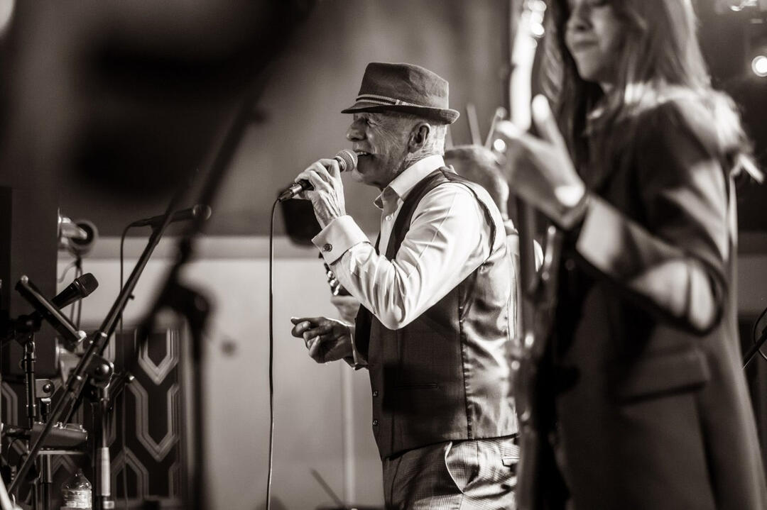 David Dearden - vocals
