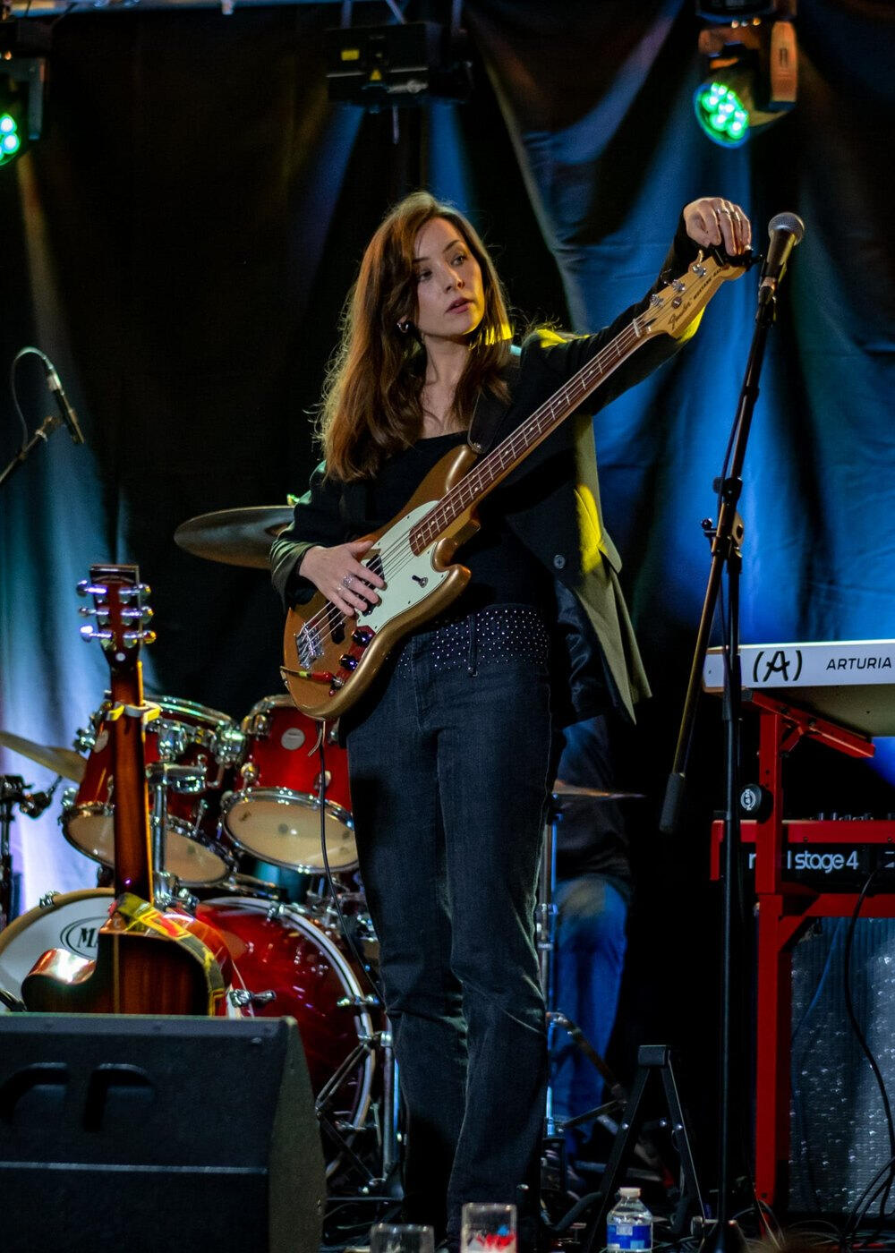 Lorna Quail - bass, vocals Lorna Quail - bass, vocals